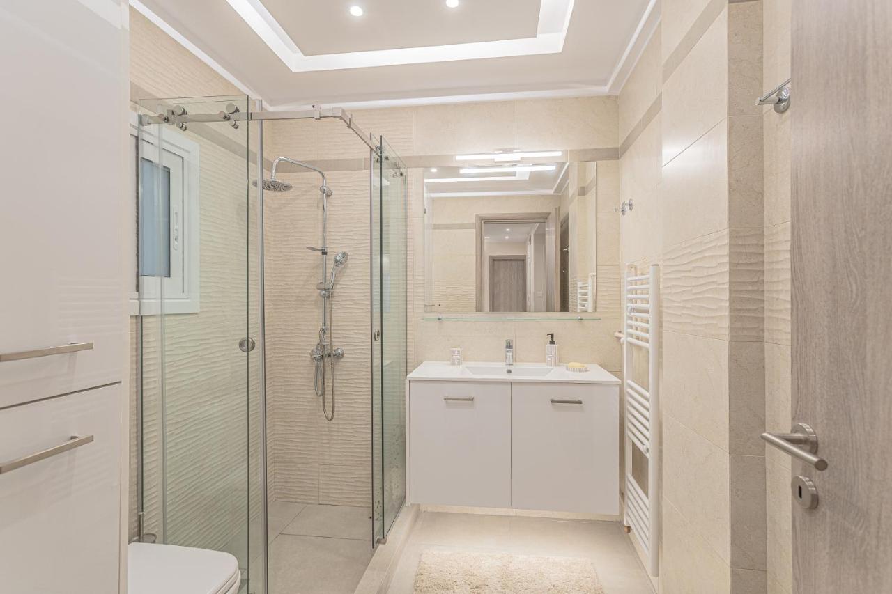 Amazing Apartment Near Metro Station! Athens Exterior photo